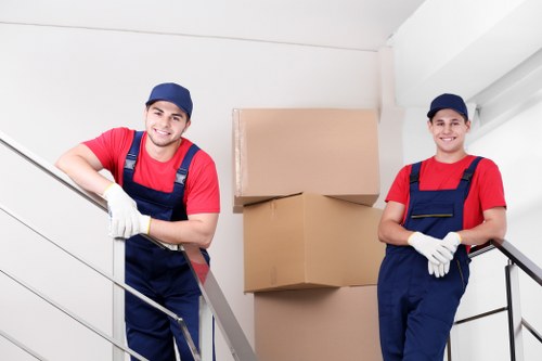 Local moving truck for Waterloo homes and student relocations