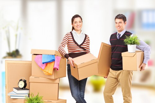 Friendly moving assistance for flats and offices in Waterloo