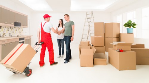 Careful packing and transport support for Waterloo apartments