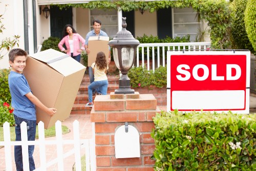 Furniture and apartment moving support near Waterloo Station